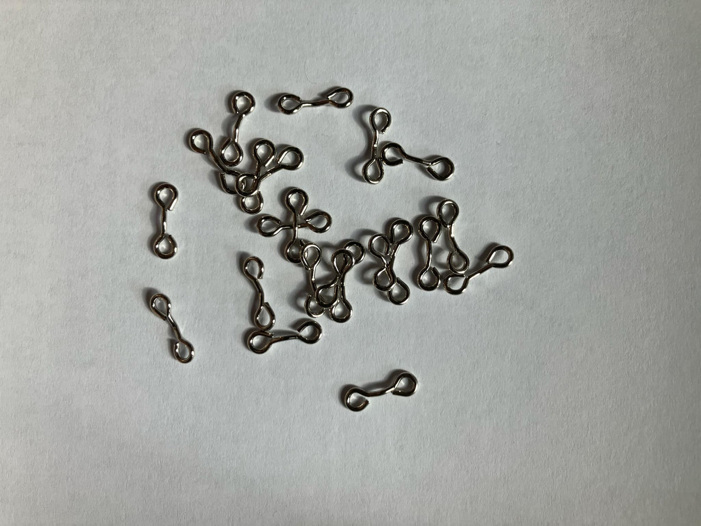 Pack of 100 pairs (200 pieces) - Hooks & Bars - Size 3